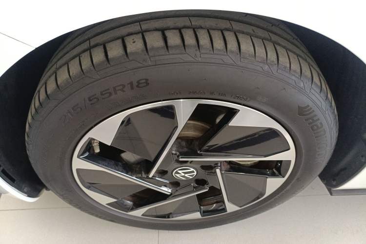 Used Volkswagen ID.3 2025 Smart Edition Ultra-Intelligent Oxygen Version Left Front Wheel Hub