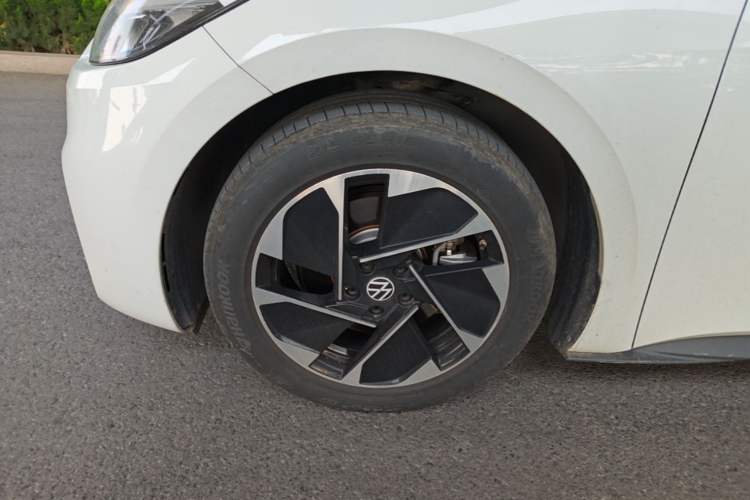 Used Volkswagen ID.3 2025 Smart Model Outstanding Oxygen Edition Left Front Wheel Hub