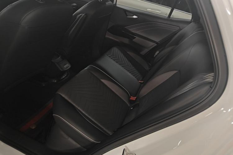 Used Volkswagen ID.3 2025 Smart Model Outstanding Oxygen Edition Left Rear Seat
