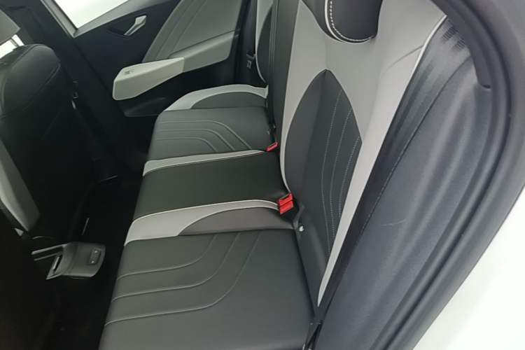 Used Volkswagen ID.3 2025 Smart Edition Ultra-Intelligent Version Left Rear Seat