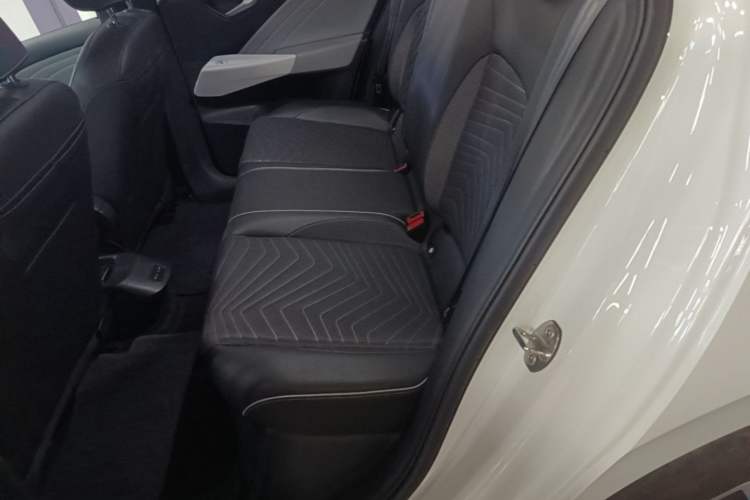Used Volkswagen ID.3 2025 Smart Model Outstanding Oxygen Edition Left Rear Seat