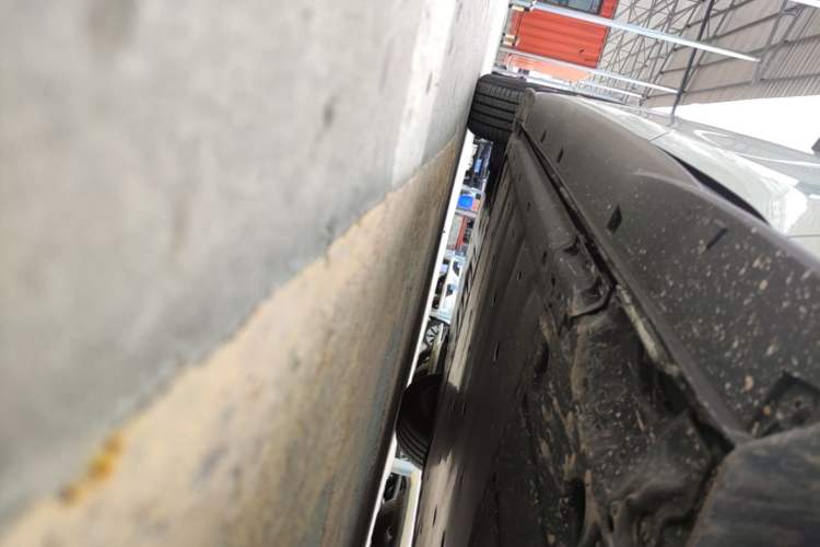 Used Volkswagen ID.3 2025 Smart Edition Outstanding Model Left Side Sill