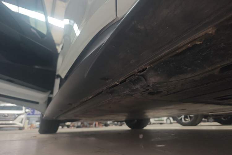 Used Volkswagen ID.3 2025 Smart Version Pure & Intelligent Enjoyment Edition Left Side Sill