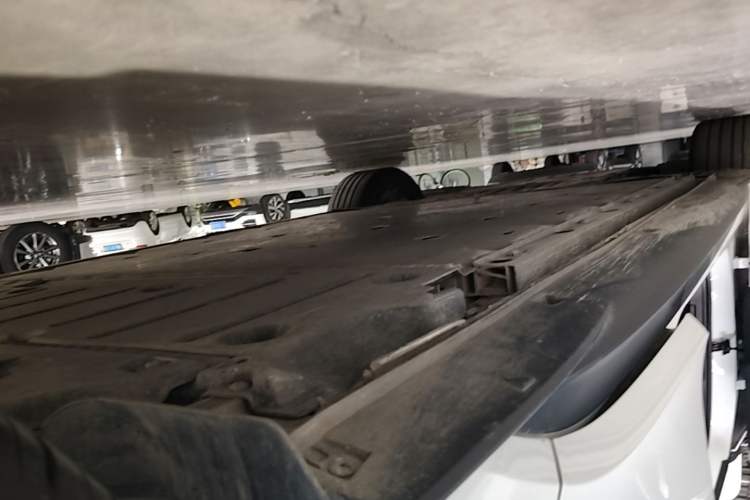 Used Volkswagen ID.3 2025 Smart Edition Outstanding Model Left Side Sill