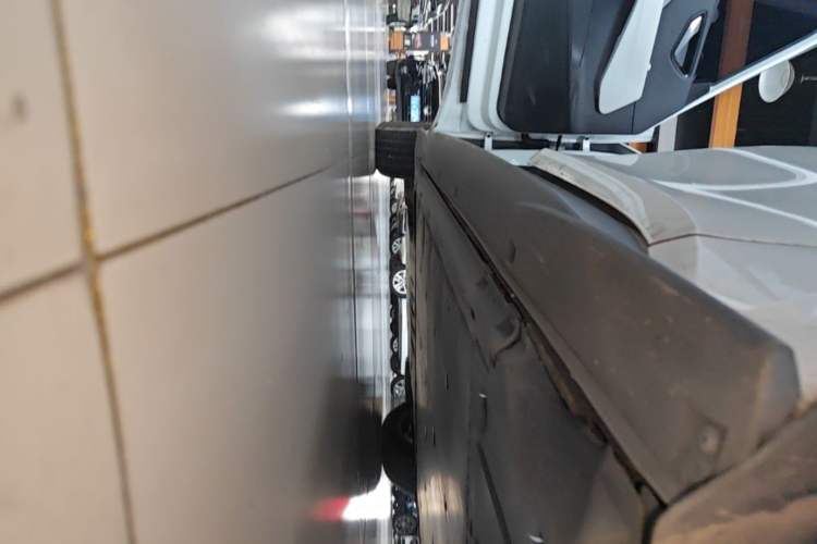 Used Volkswagen ID.3 2025 Smart Edition Outstanding Model Left Side Sill