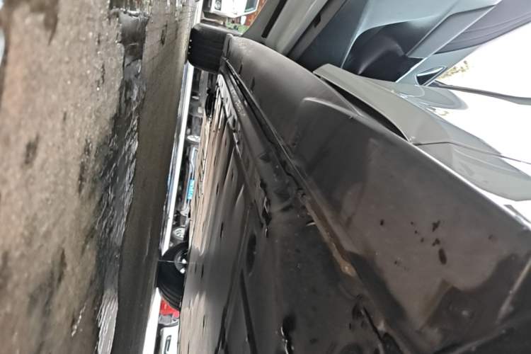 Used Volkswagen ID.3 2025 Smart Edition Outstanding Model Left Side Sill