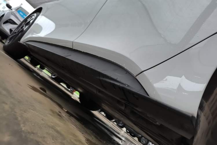 Used Volkswagen ID.3 2025 Smart Version Pure & Intelligent Enjoyment Edition Left Side Sill