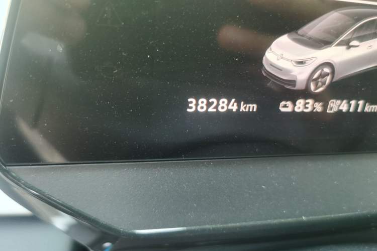 Used Volkswagen ID.3 2025 Smart Edition Outstanding Model Odometer Close Up