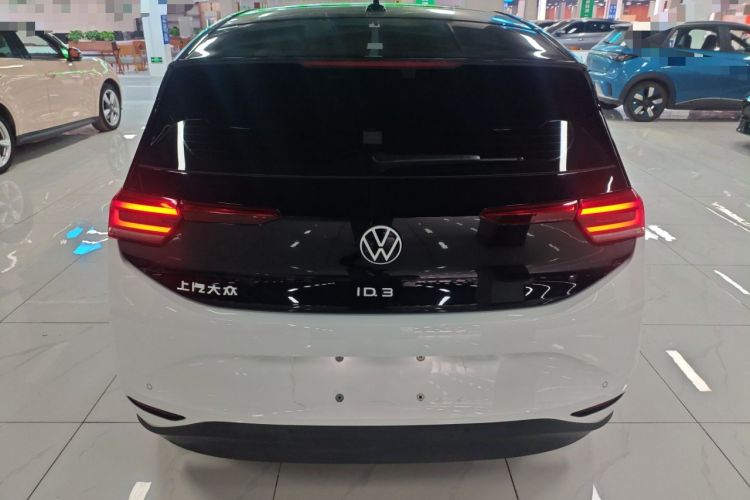 Used Volkswagen ID.3 2025 Smart Model Outstanding Oxygen Edition Rear