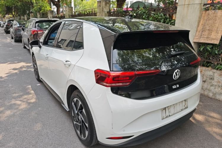 Used Volkswagen ID.3 2025 Smart Version Pure & Intelligent Enjoyment Edition Rear Left 45 Deg