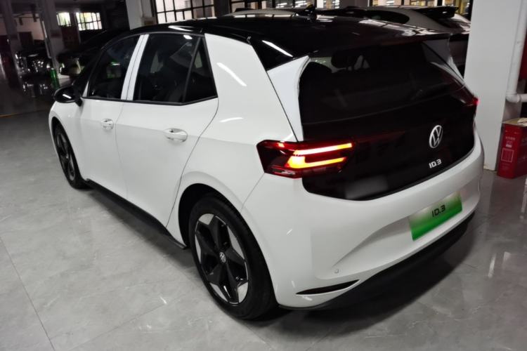 Used Volkswagen ID.3 2025 Revised Version Smart Edition Purely Intelligent Enjoyment Version Rear Left 45 Deg