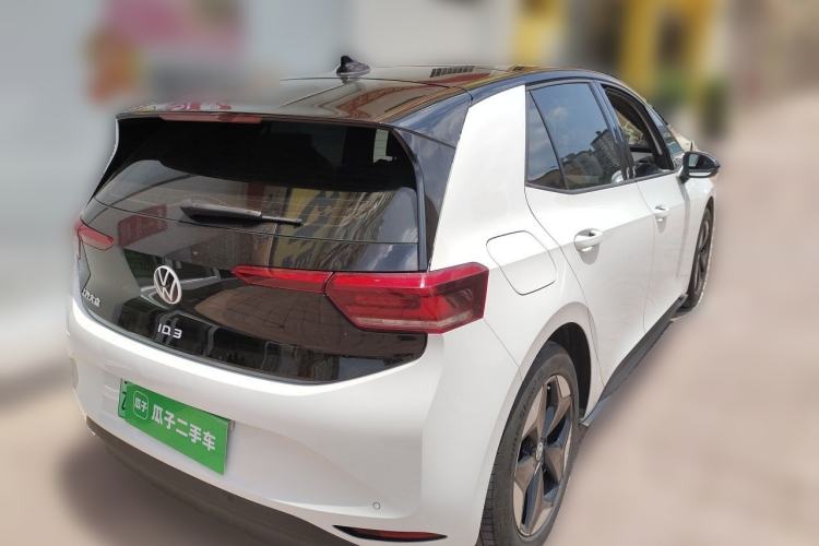 Used Volkswagen ID.3 2025 Revised Version Smart Edition Outstanding Grade Rear Right 45 Deg