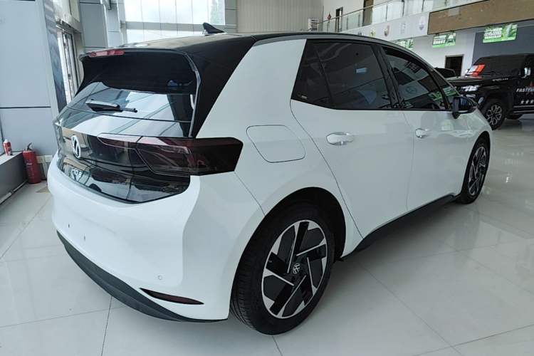 Used Volkswagen ID.3 2025 Smart Edition Outstanding Model Rear Right 45 Deg