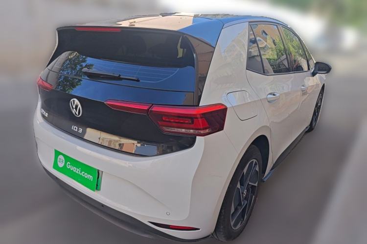 Used Volkswagen ID.3 2025 Smart Edition Outstanding Model Rear Right 45 Deg
