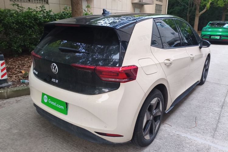 Used Volkswagen ID.3 2025 Revised Version Smart Edition Outstanding Grade Rear Right 45 Deg