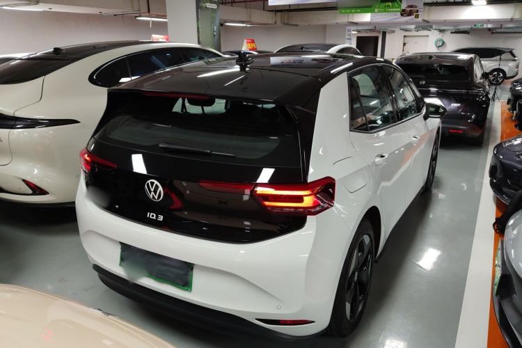 Used Volkswagen ID.3 2025 Revised Version Smart Edition Purely Intelligent Enjoyment Version Rear Right 45 Deg