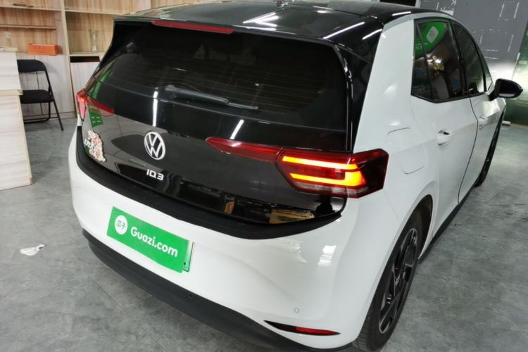 Used Volkswagen ID.3 2025 Smart Version Pure & Intelligent Enjoyment Edition Rear Right 45 Deg