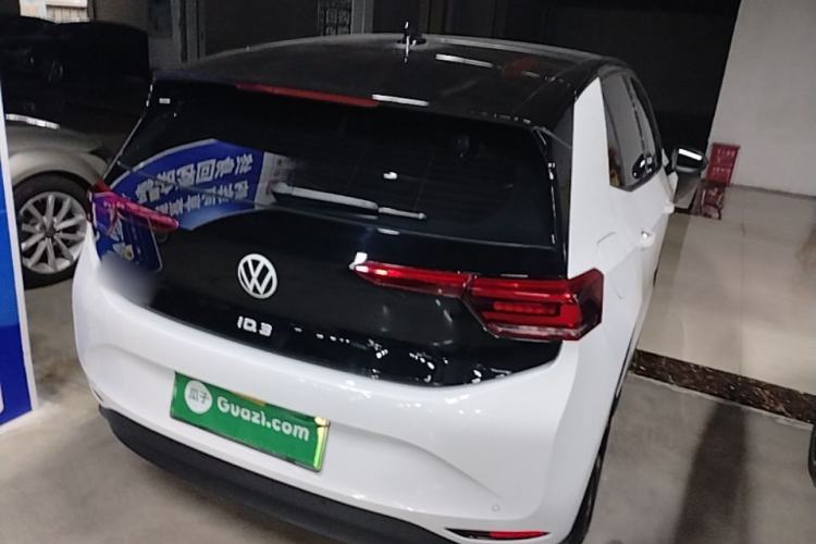 Used Volkswagen ID.3 2025 Revised Version Smart Edition Outstanding Grade Rear Right 45 Deg