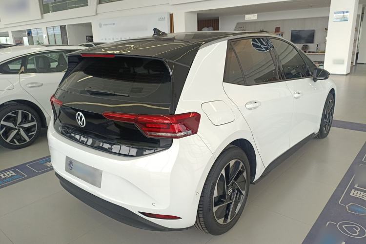 Used Volkswagen ID.3 2025 Smart Edition Ultra-Intelligent Oxygen Version Rear Right 45 Deg