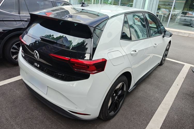 Used Volkswagen ID.3 2025 Revised Version Smart Edition Purely Intelligent Enjoyment Version Rear Right 45 Deg