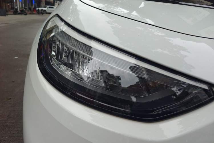 Used Volkswagen ID.3 2025 Smart Version Pure & Intelligent Enjoyment Edition Right Front Headlight
