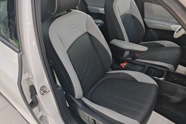 Used Volkswagen ID.3 2025 Smart Edition Ultra-Intelligent Version Right Front Seat