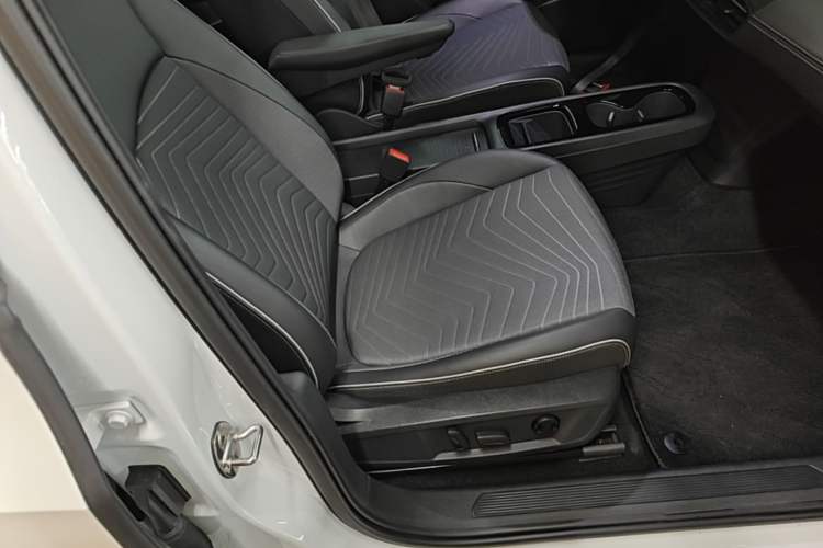 Used Volkswagen ID.3 2025 Smart Edition Outstanding Model Right Front Seat