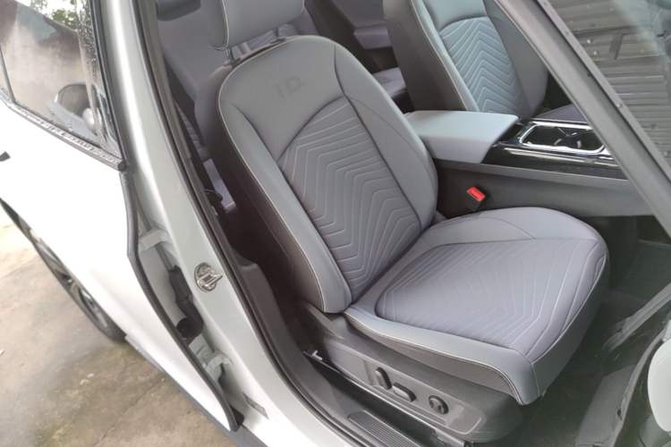 Used Volkswagen ID.3 2025 Revised Version Smart Edition Outstanding Grade Right Front Seat