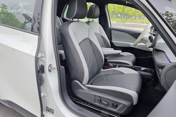 Used Volkswagen ID.3 2025 Smart Edition Ultra-Intelligent Oxygen Version Right Front Seat