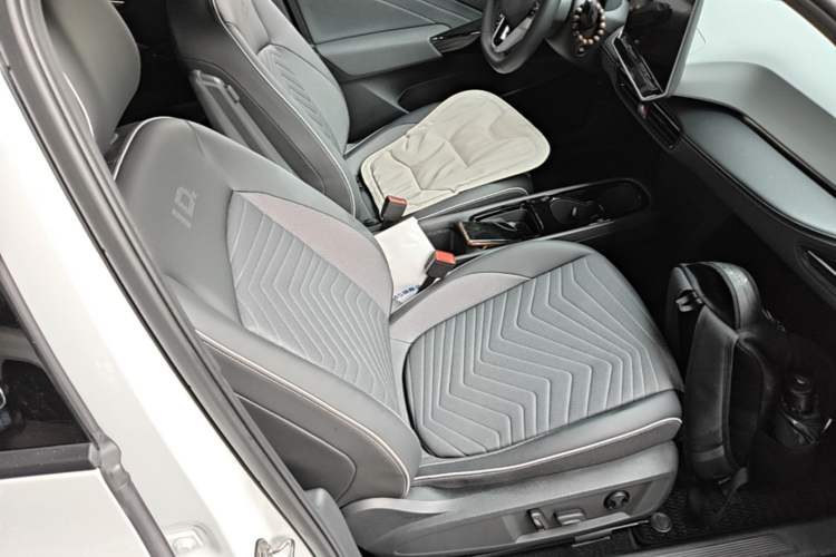 Used Volkswagen ID.3 2025 Smart Edition Outstanding Model Right Front Seat