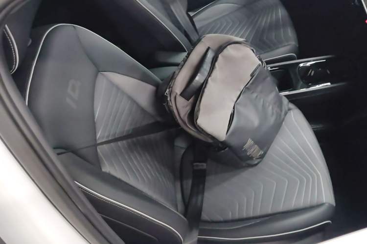 Used Volkswagen ID.3 2025 Smart Model Outstanding Oxygen Edition Right Front Seat