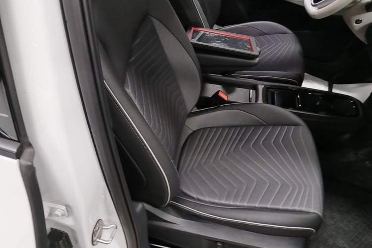 Used Volkswagen ID.3 2025 Smart Edition Outstanding Model Right Front Seat