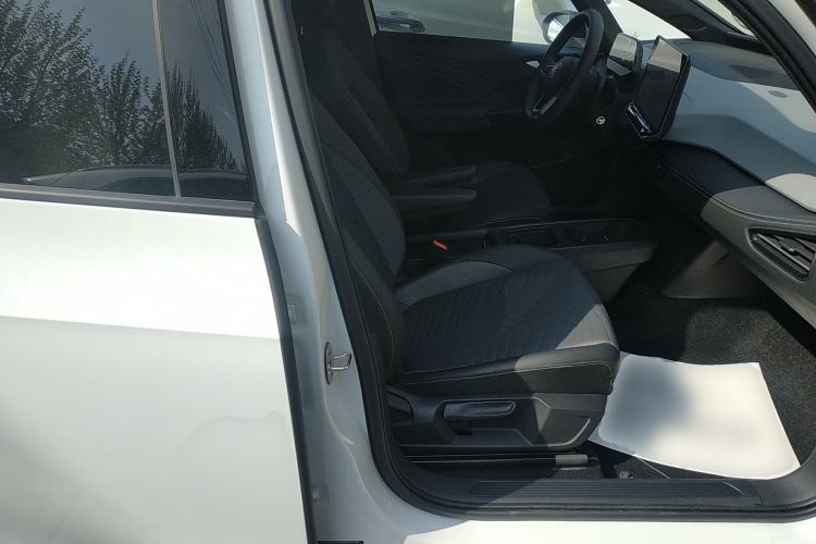 Used Volkswagen ID.3 2025 Smart Version Pure & Intelligent Enjoyment Edition Right Front Seat
