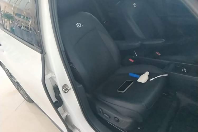 Used Volkswagen ID.3 2025 Smart Edition Outstanding Model Right Front Seat