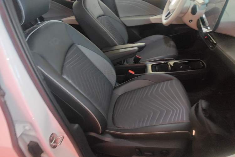 Used Volkswagen ID.3 2025 Smart Edition Outstanding Model Right Front Seat
