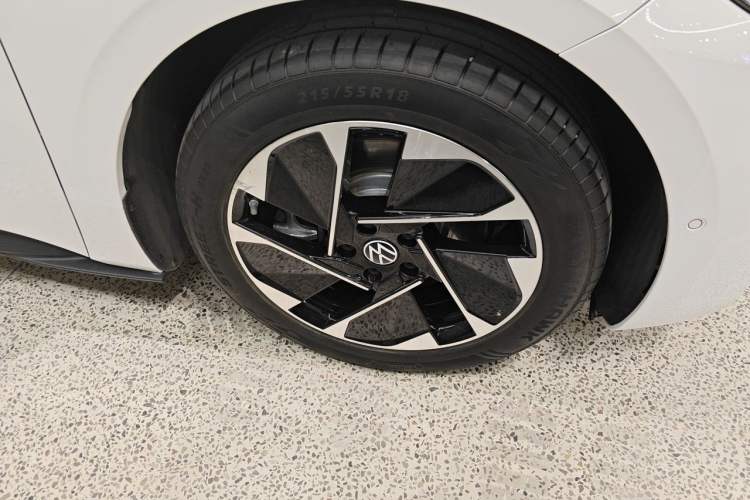 Used Volkswagen ID.3 2025 Smart Edition Ultra-Intelligent Version Right Front Wheel Hub