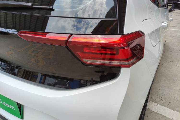 Used Volkswagen ID.3 2025 Smart Edition Outstanding Model Right Rear Taillight