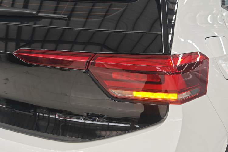 Used Volkswagen ID.3 2025 Smart Version Pure & Intelligent Enjoyment Edition Right Rear Taillight