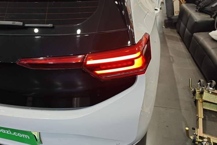 Used Volkswagen ID.3 2025 Revised Version Smart Edition Purely Intelligent Enjoyment Version Right Rear Taillight
