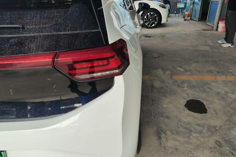 Used Volkswagen ID.3 2025 Smart Edition Outstanding Model Right Rear Taillight