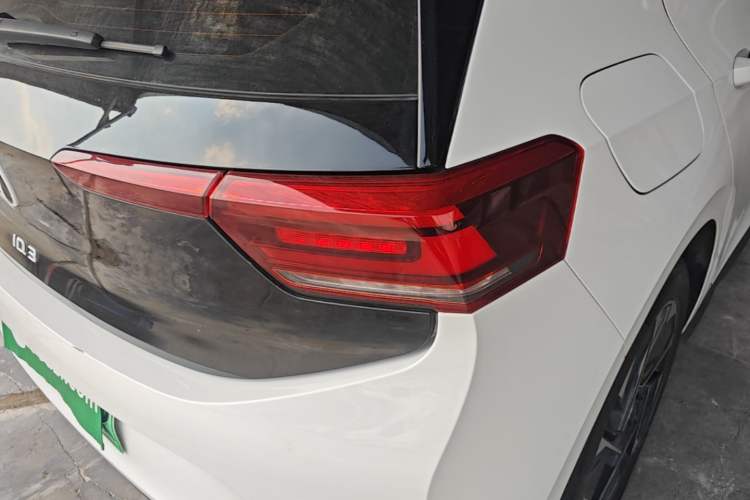 Used Volkswagen ID.3 2025 Smart Edition Outstanding Model Right Rear Taillight
