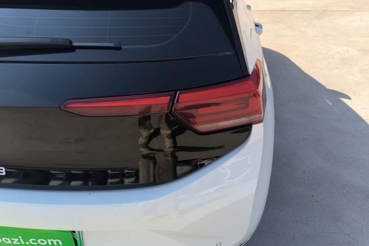 Used Volkswagen ID.3 2025 Smart Edition Outstanding Model Right Rear Taillight
