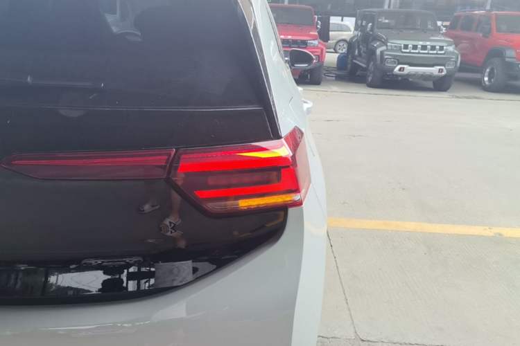 Used Volkswagen ID.3 2025 Smart Edition Outstanding Model Right Rear Taillight