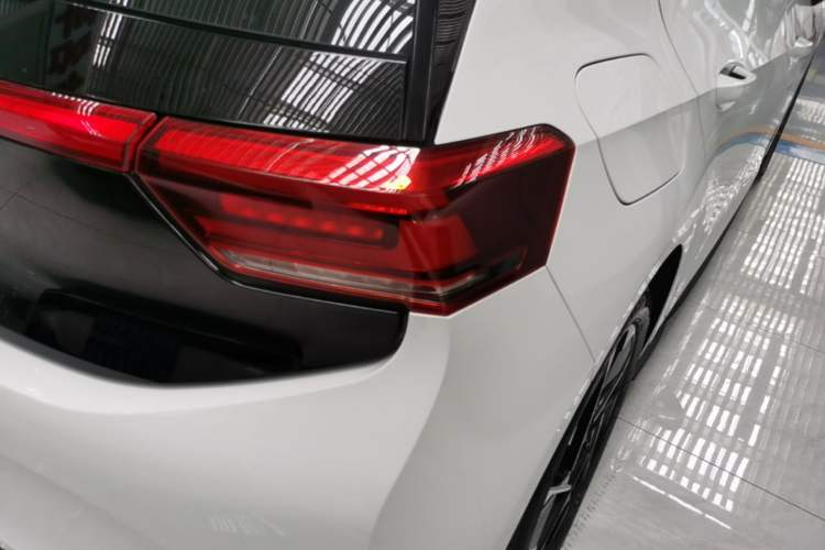 Used Volkswagen ID.3 2025 Smart Edition Outstanding Model Right Rear Taillight