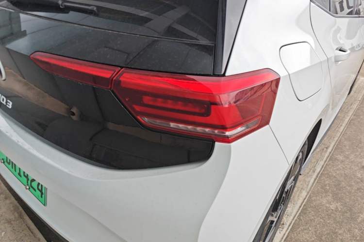 Used Volkswagen ID.3 2025 Smart Edition Outstanding Model Right Rear Taillight