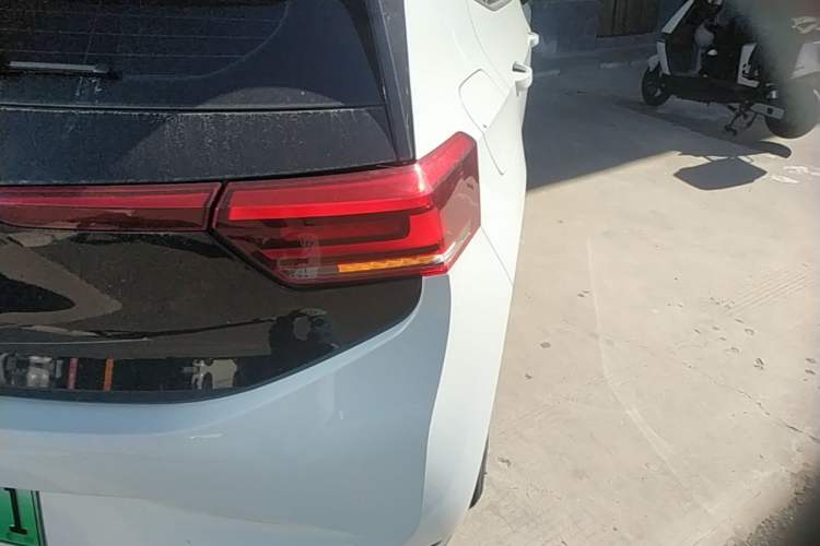 Used Volkswagen ID.3 2025 Smart Edition Outstanding Model Right Rear Taillight