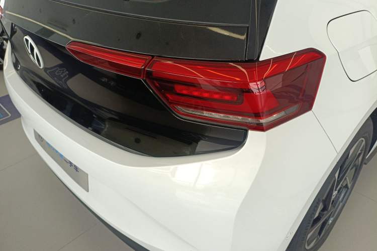 Used Volkswagen ID.3 2025 Smart Edition Ultra-Intelligent Oxygen Version Right Rear Taillight