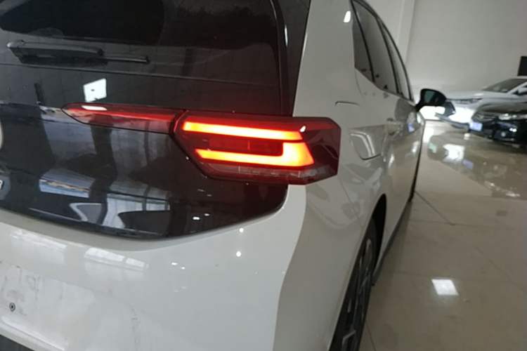 Used Volkswagen ID.3 2025 Smart Edition Outstanding Model Right Rear Taillight