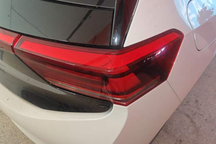 Used Volkswagen ID.3 2025 Smart Edition Outstanding Model Right Rear Taillight