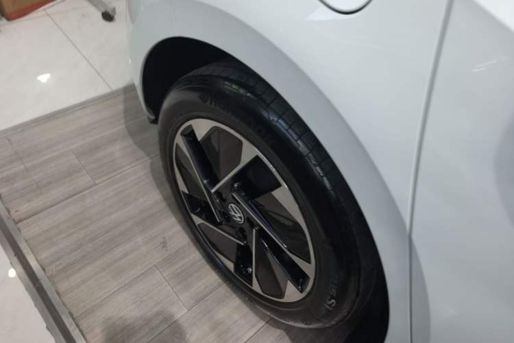 Used Volkswagen ID.3 2025 Smart Edition Ultra-Intelligent Version Right Rear Wheel Hub